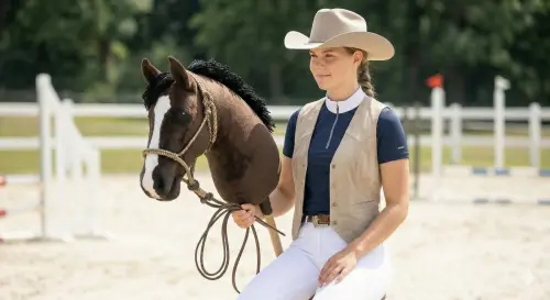 Howdy, Hobby Horser! Western-Riding: So meisterst du Sliding Stops und schnelle Spins